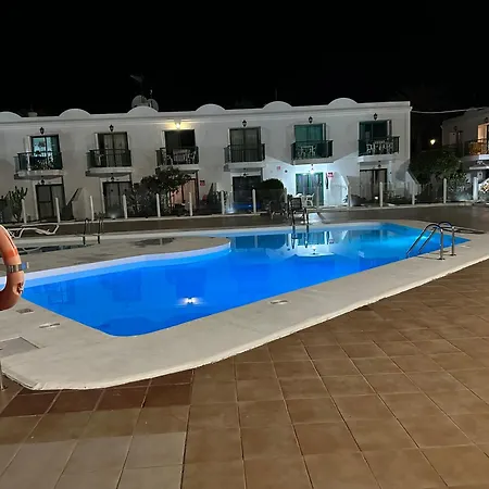 Poetry Tu Oasis Favorito شقة